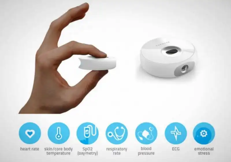 scanadu   termometro che raccoglie diversi dati