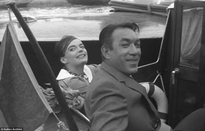 anthony quinn e barbara steele