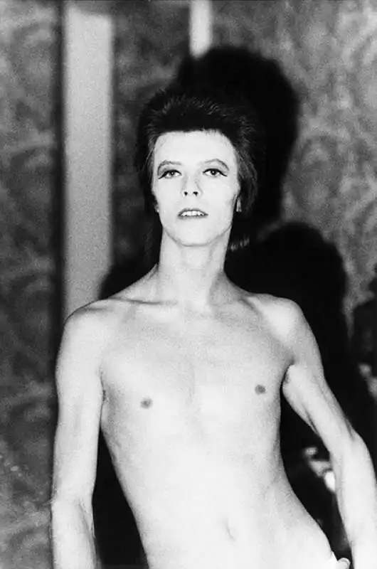 david bowie negli scatti di mick rock  15