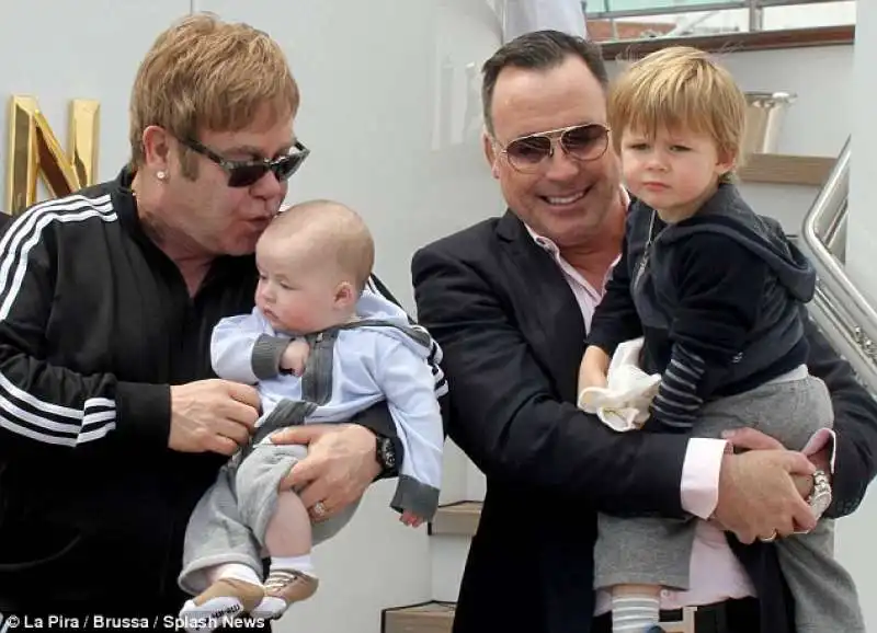 elton john e famiglia