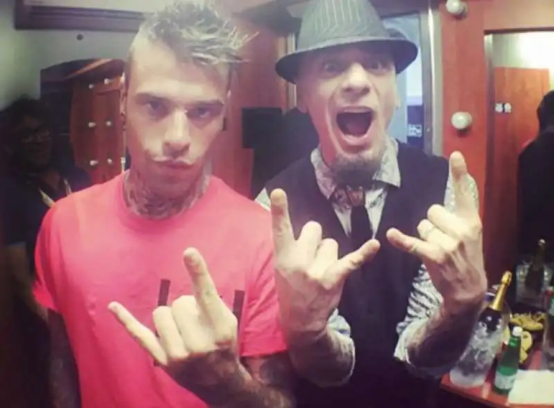 FEDEZ E JAX