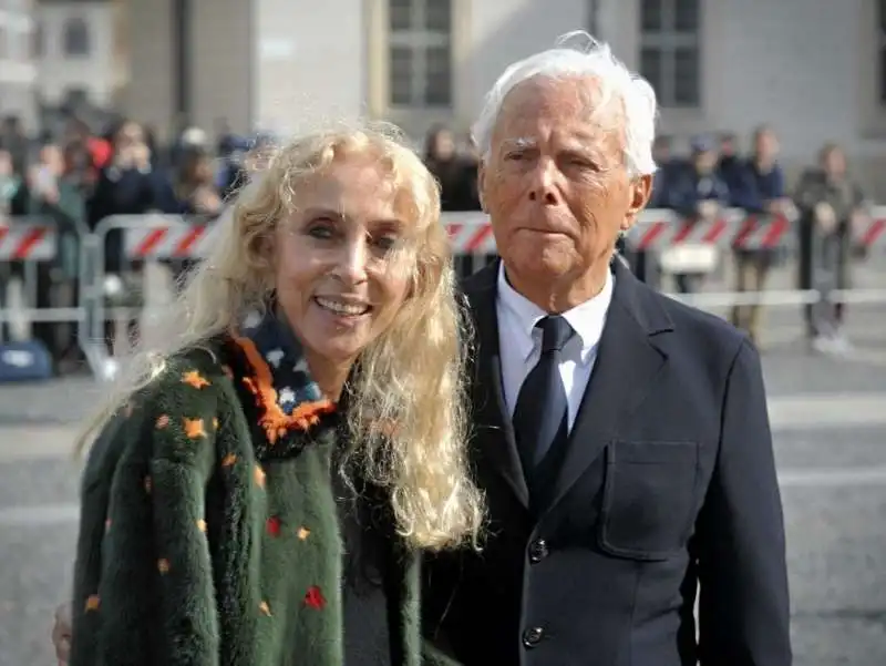 franca sozzani giorgio armani a pranzo con renzi