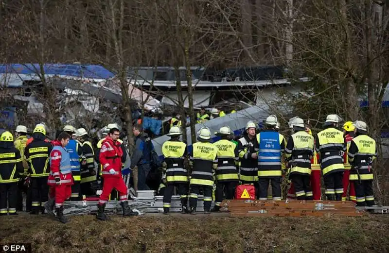 germania incidente ferroviario a sud di monaco di baviera  6