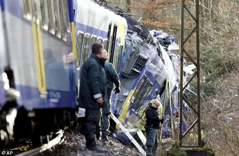 germania incidente ferroviario a sud di monaco di baviera  7