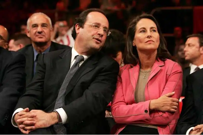 HOLLANDE ROYAL