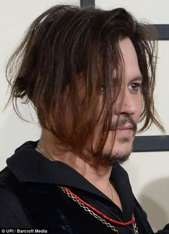 johnny depp sul red carpet