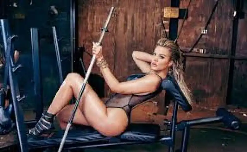 khloe kardashian  7