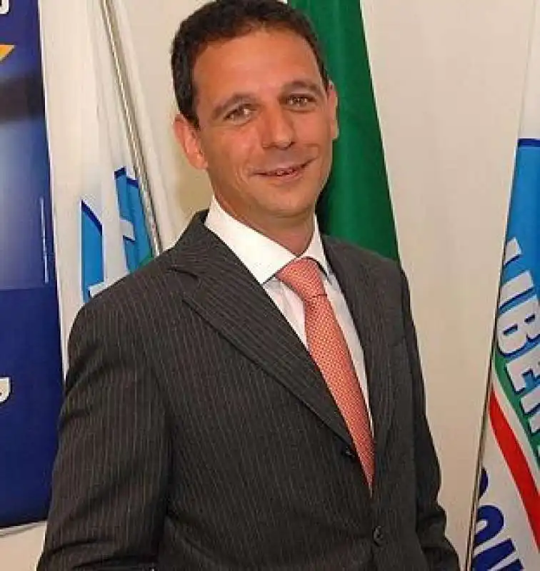 MASSIMO PARISI