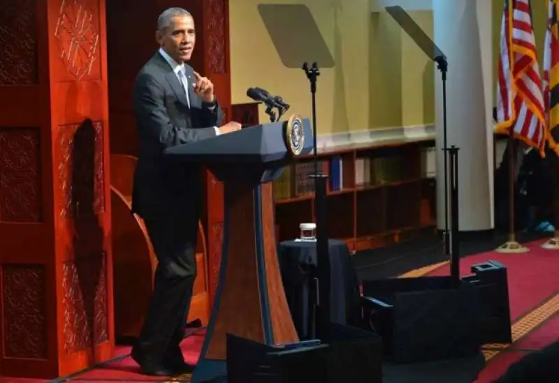 obama in moschea a baltimora  