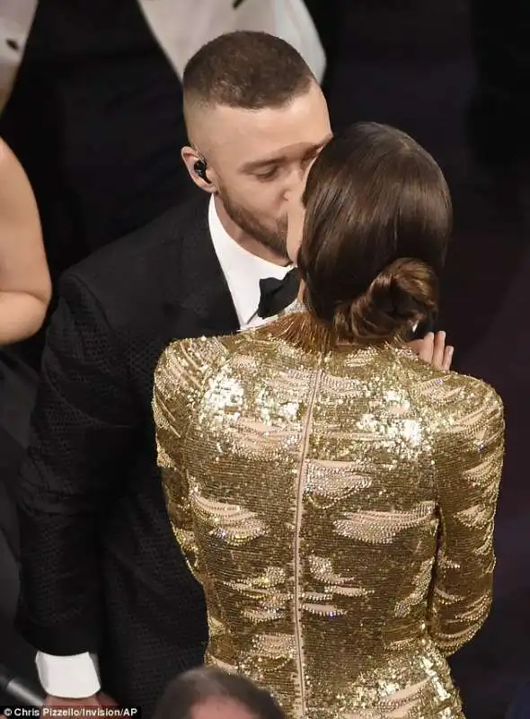 bacio biel timberlake