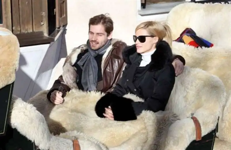 Hunziker e Trussardi a St Moritz-SPY-02-2013_470x305