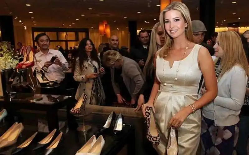 ivanka trump vende le sue scarpe