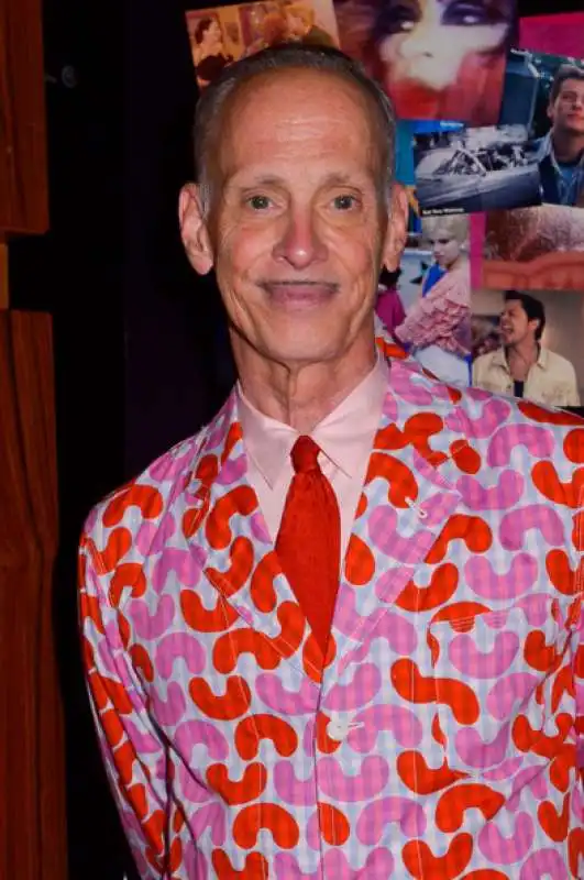 john waters in completo