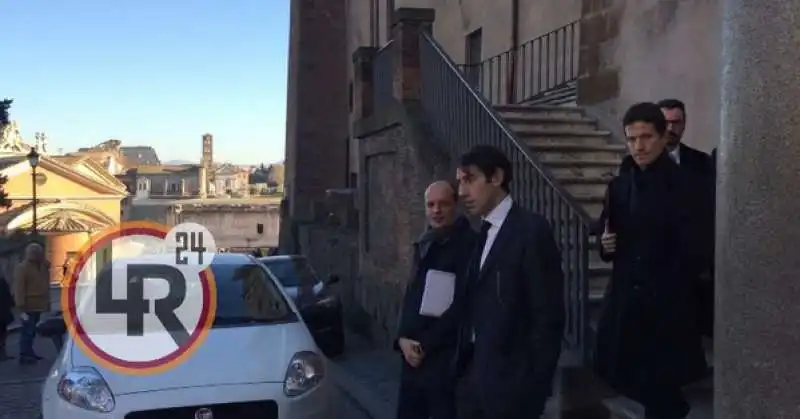 luca parnasi e baldissoni in campidoglio incontrano la raggi