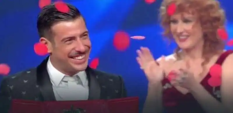 serata finale di sanremo 2017  11