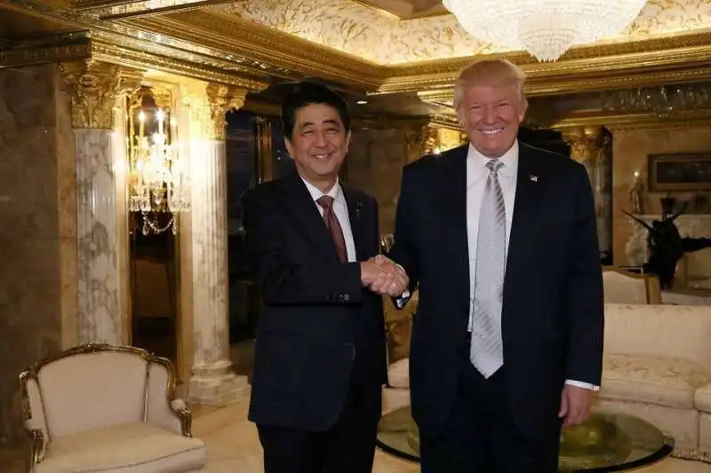 SHINZO ABE E TRUMP