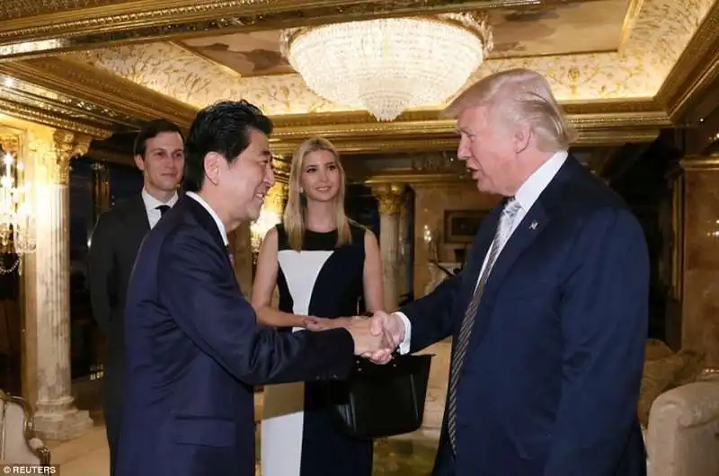 SHINZO ABE E TRUMP 