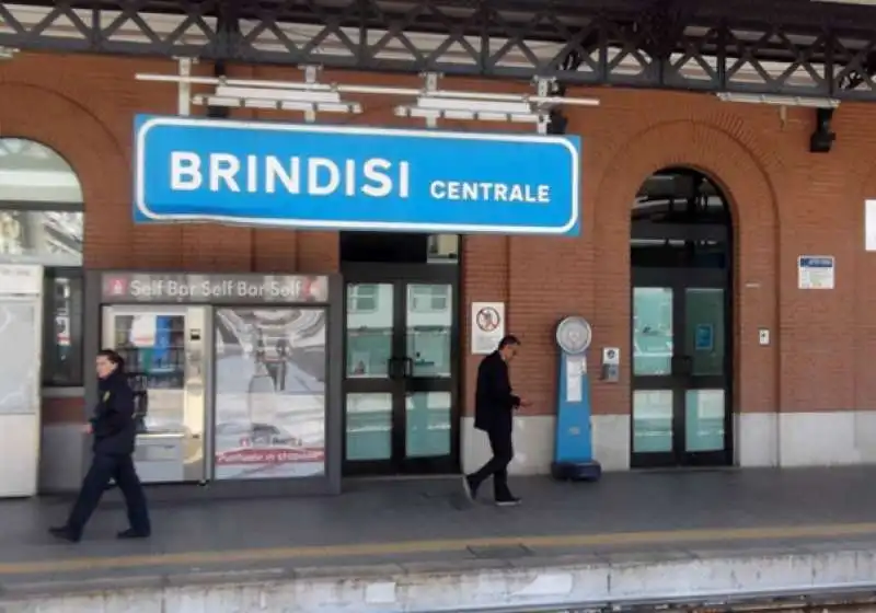 STAZIONE DI BRINDISI