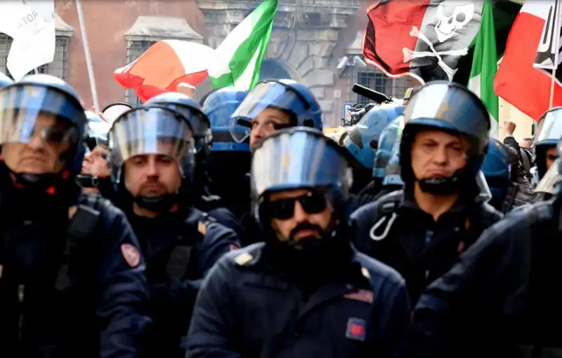 TASSISTI POLIZIA