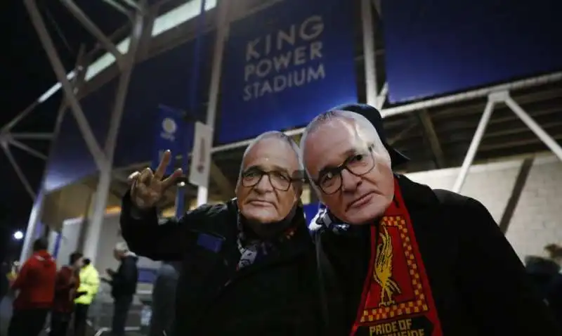 TIFOSI LEICESTER OMAGGIO RANIERI