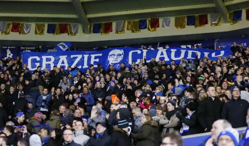 TIFOSI LEICESTER OMAGGIO RANIERI