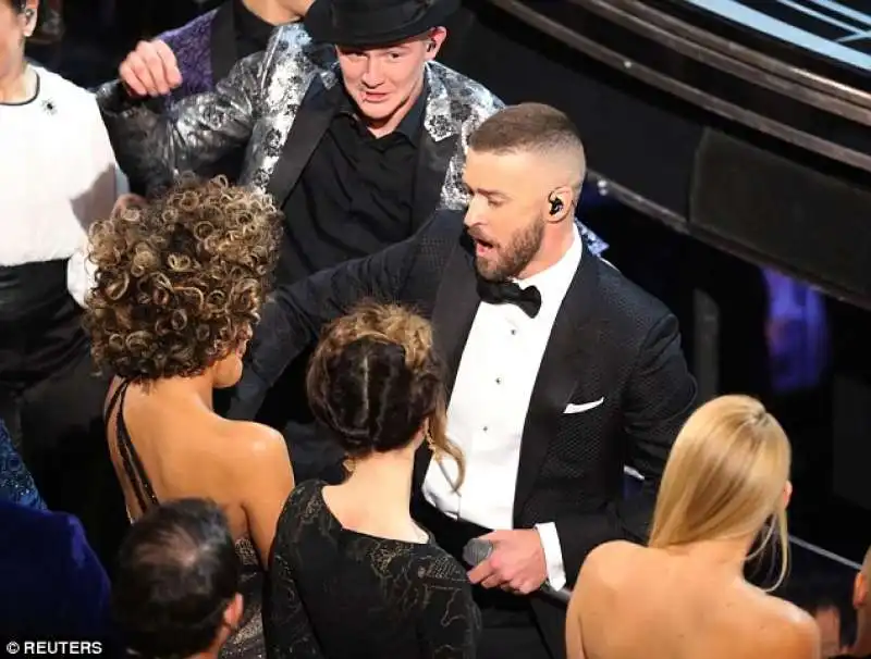 timberlake e halle berry