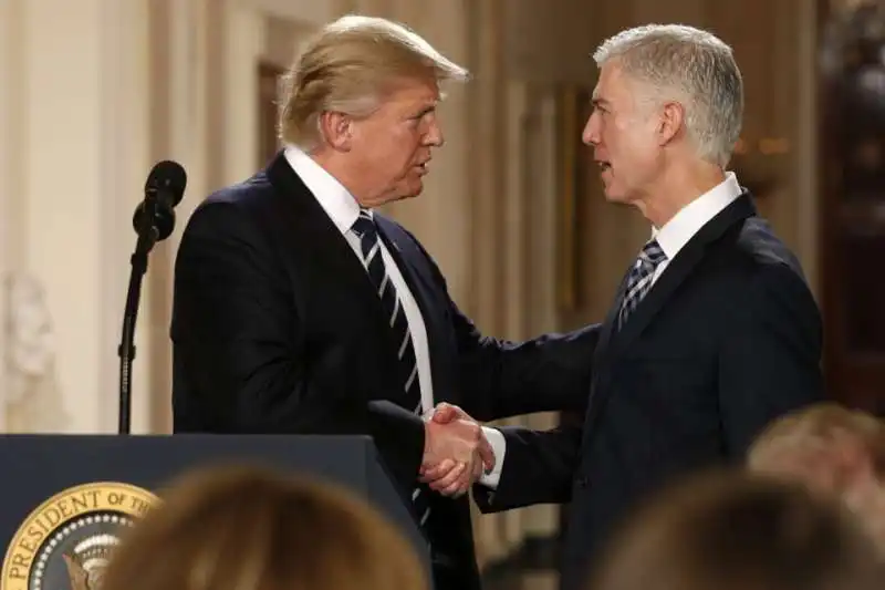 TRUMP E NEIL GORSUCH