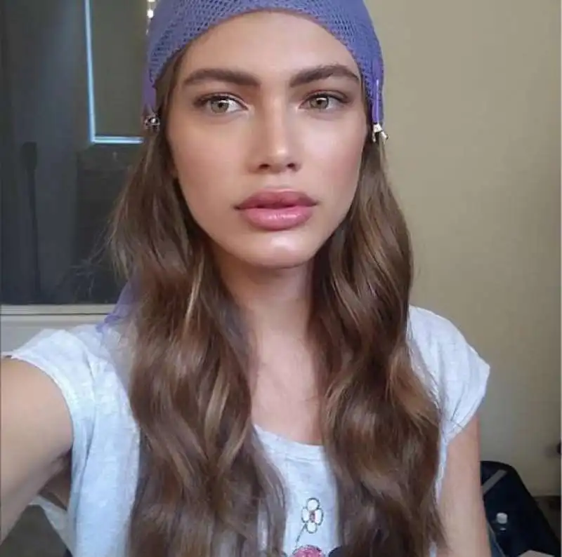 VALENTINA SAMPAIO