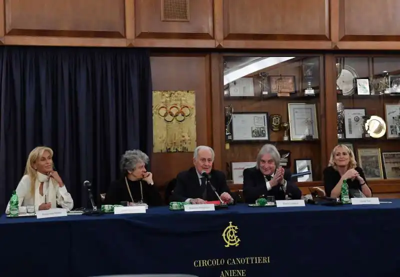 annamaria malato  caterina d amico  massimo fabbricini  enrico vanzina e cinzia tani