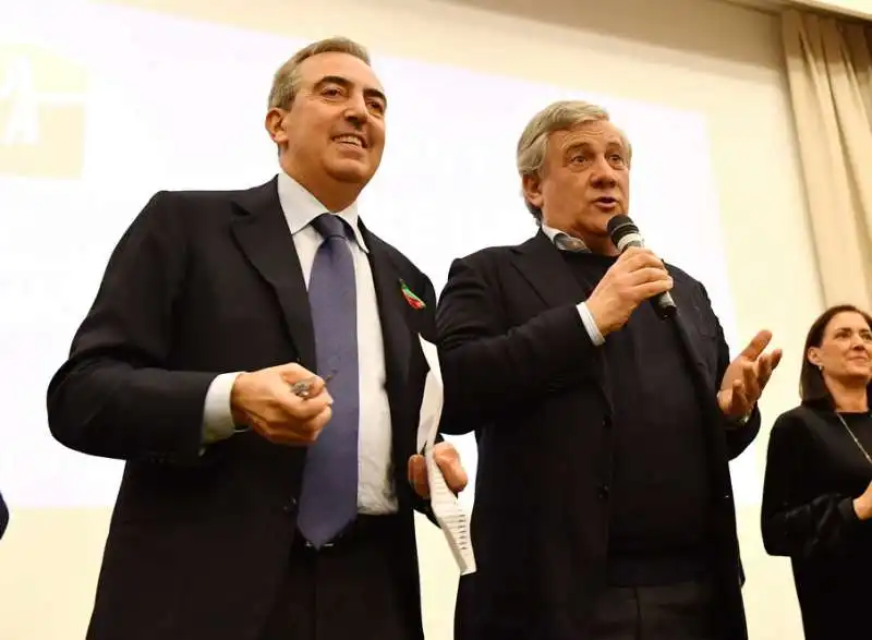 antonio tajani saluta il popolo di forza italia e maurizio gasparri