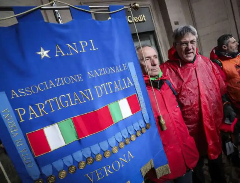 corteo antifascista a roma 