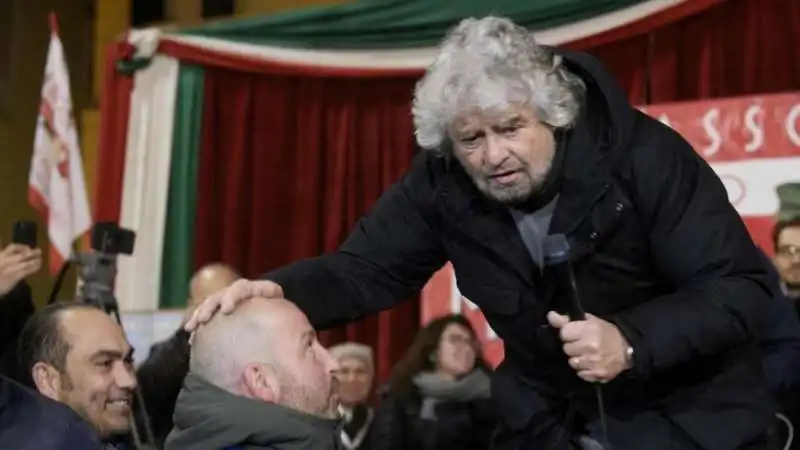 Grillo in comizio