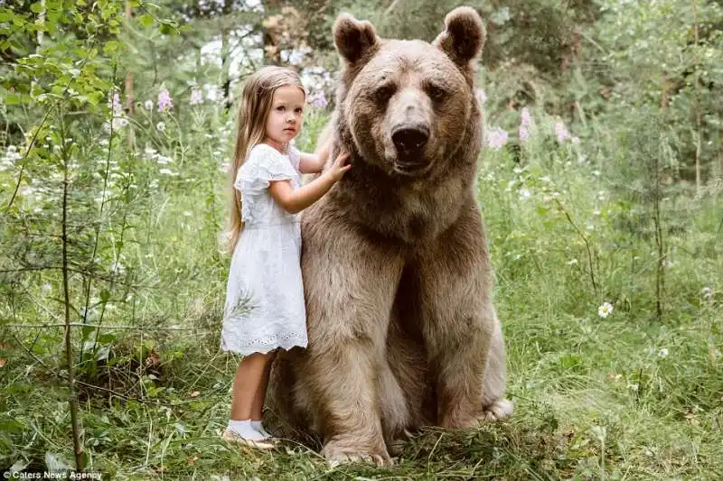 l orso stepan e la bambina 4