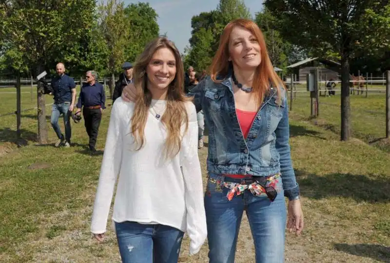 nicole berlusconi con michela vittoria brambilla