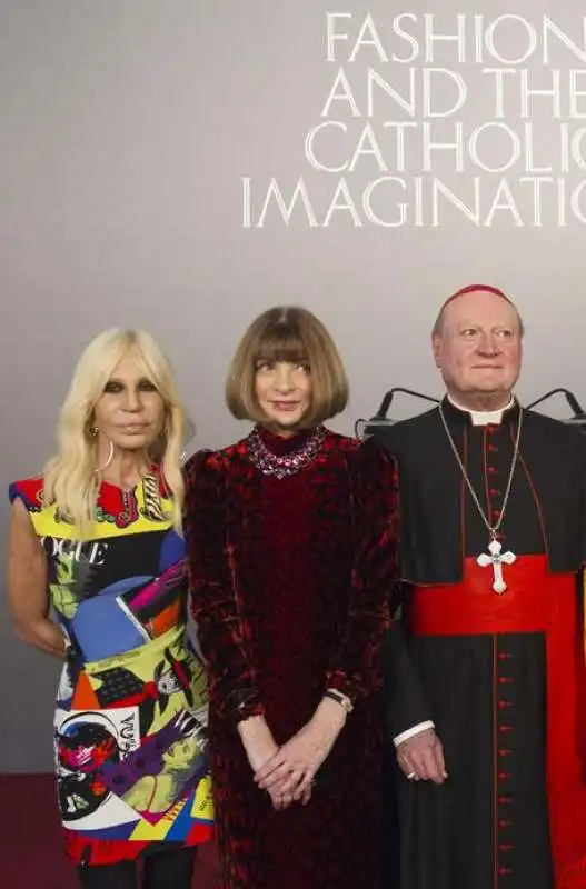 RAVASI DONATELLA VERSACE ANNA WINTOUR