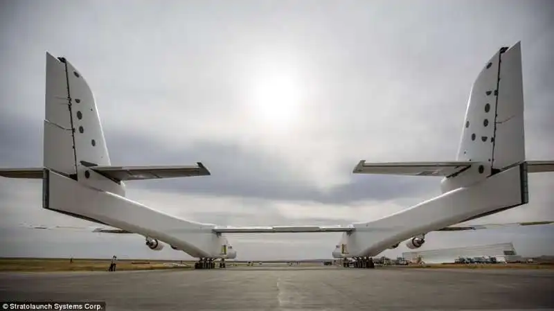 stratolaunch 13