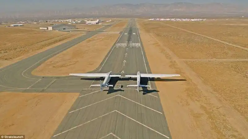 stratolaunch 9