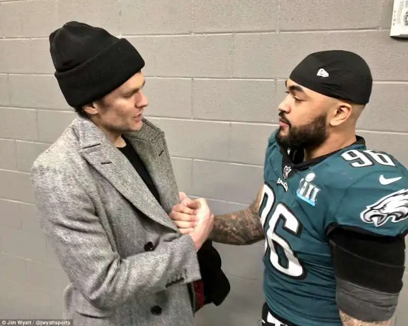 tom brady e derek barnett