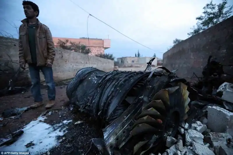 un motore incenerito del su 25