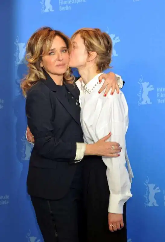 valeria golino e alba rohrwacher 6