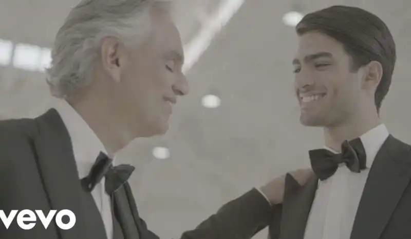 andrea bocelli con il figlio matteo 2