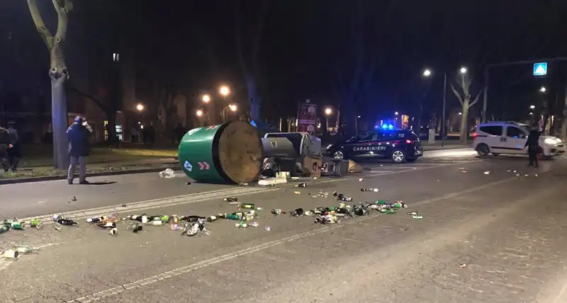 ferrara guerriglia nigeriani