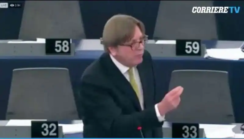 Guy Verhofstadt contro Giuseppe Conte 