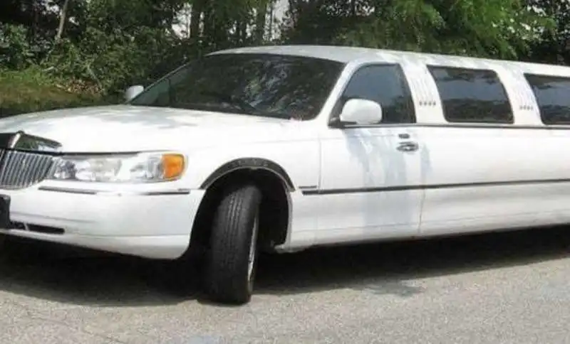 limousine 10