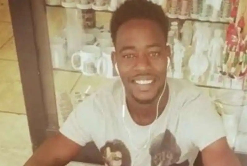 moussa ba   il senegalese morto nell'incendio nella baraccopoli dei migranti a san ferdinando 1