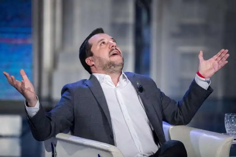 salvini a porta a porta 11