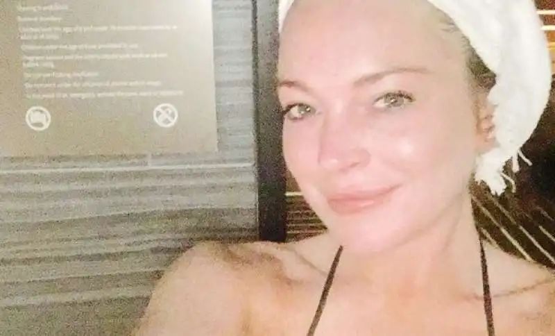 selfie in sauna 1 1