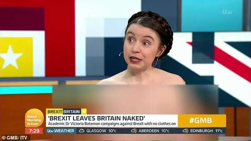 victoria bateman, l'economista anti brexit che si fa intervistare nuda 1