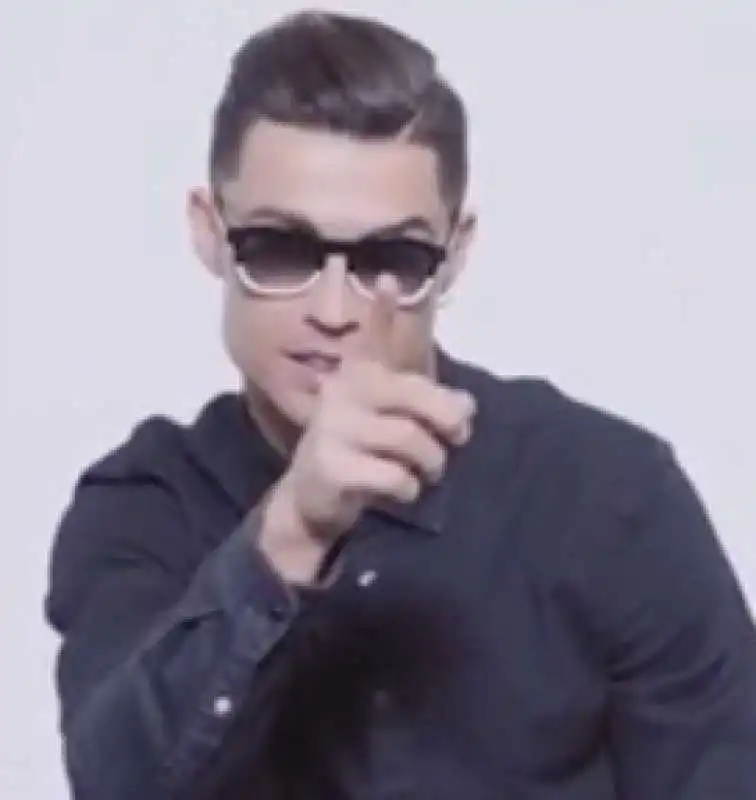  CRISTIANO RONALDO NELLO SPOT PER GLI OCCHIALI ITALIA INDEPENDENT 