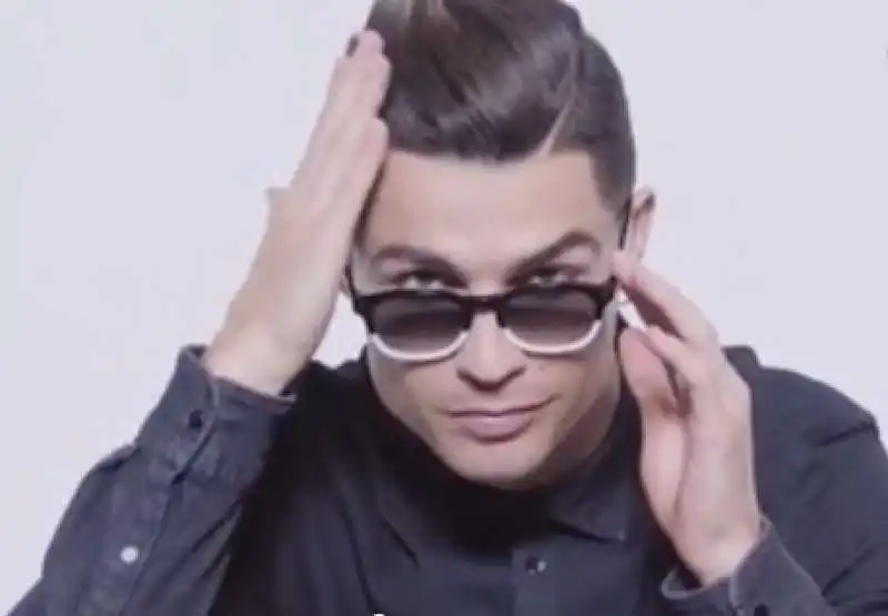 CRISTIANO RONALDO NELLO SPOT PER GLI OCCHIALI ITALIA INDEPENDENT 3